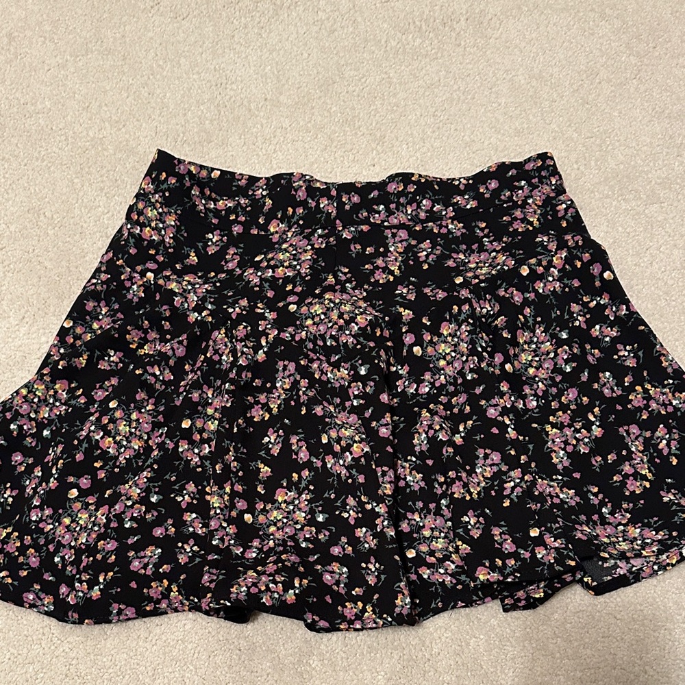 Zara Black Mini Skirt with Floral Design